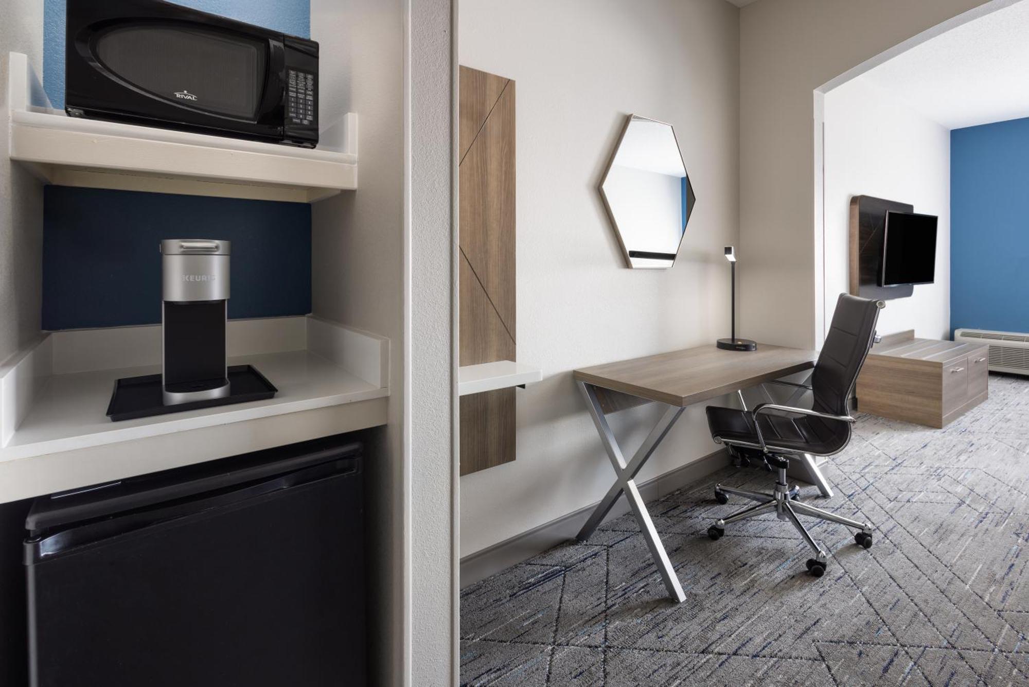 Express & - Historic District By Ihg Hotel 3*